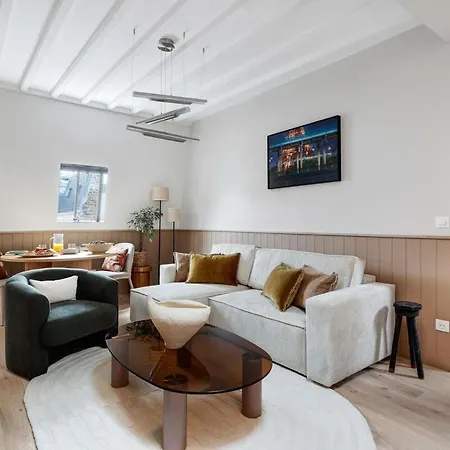 Apartment Saint Placide Vi