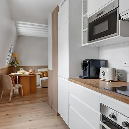 Saint Placide Vi Apartment *
